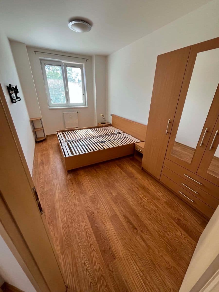 2 bedroom with open-plan kitchen flat to rent, 72 m², Čajkovského, Hodonín, Jihomoravský Region 2 bedroom with open-plan kitchen flat to rent, 72 m², Čajkovského, Hodonín, Jihomoravský Region