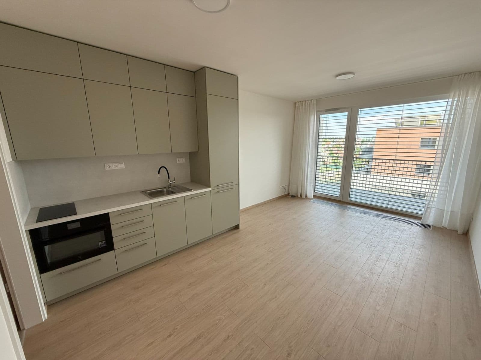 Studio flat to rent, 30 m², Jáchymovská, Prague, Prague Studio flat to rent, 30 m², Jáchymovská, Prague, Prague