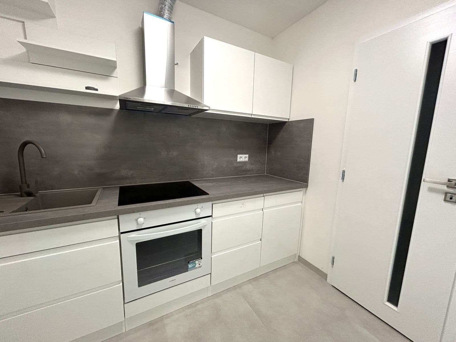 1 bedroom with open-plan kitchen flat to rent, 49 m², Imrychova, Prague, Prague 1 bedroom with open-plan kitchen flat to rent, 49 m², Imrychova, Prague, Prague