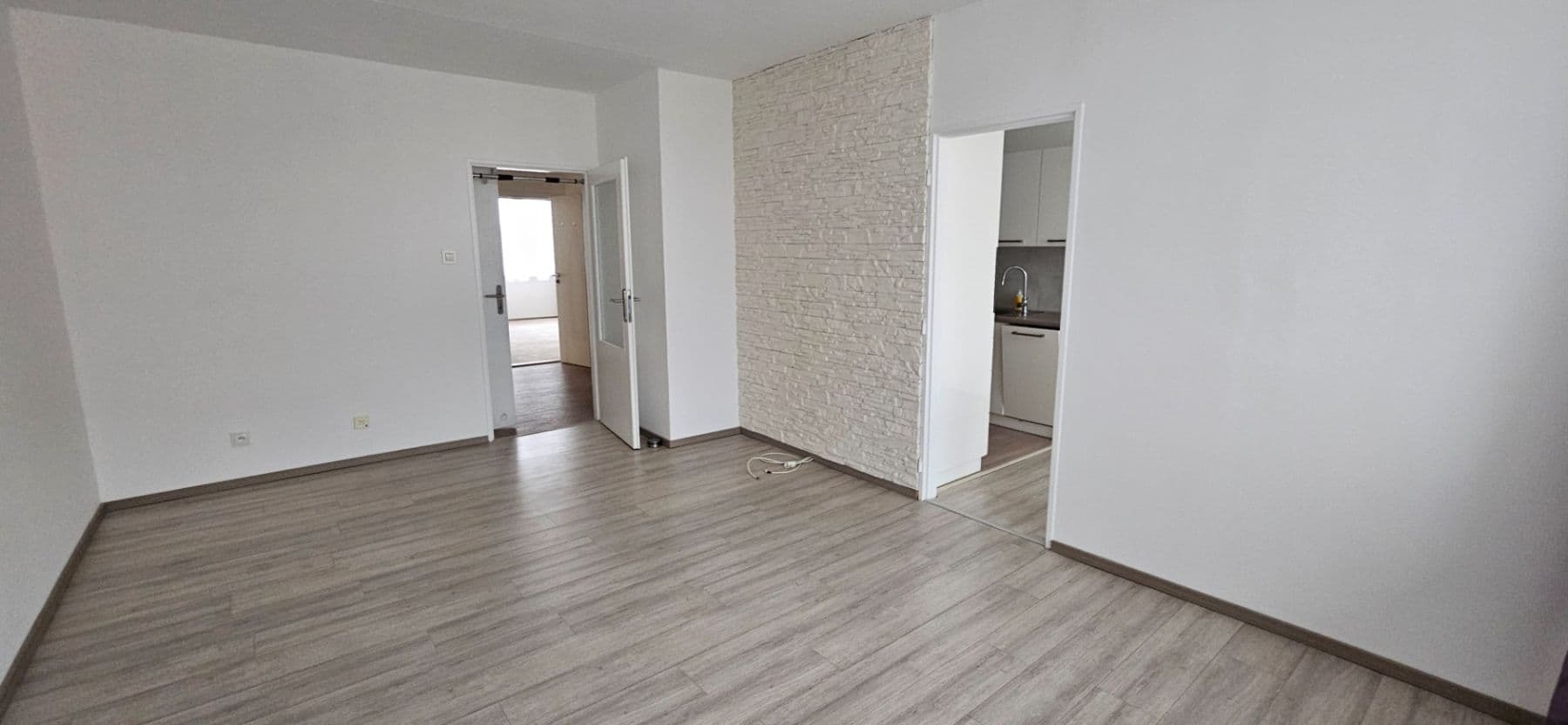 3 bedroom flat to rent, 78 m², Krouzova, Prague, Prague 3 bedroom flat to rent, 78 m², Krouzova, Prague, Prague