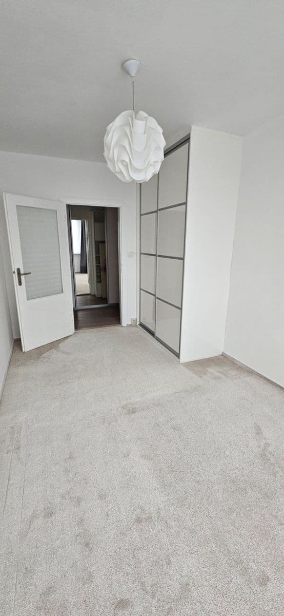 3 bedroom flat to rent, 78 m², Krouzova, Prague, Prague 3 bedroom flat to rent, 78 m², Krouzova, Prague, Prague