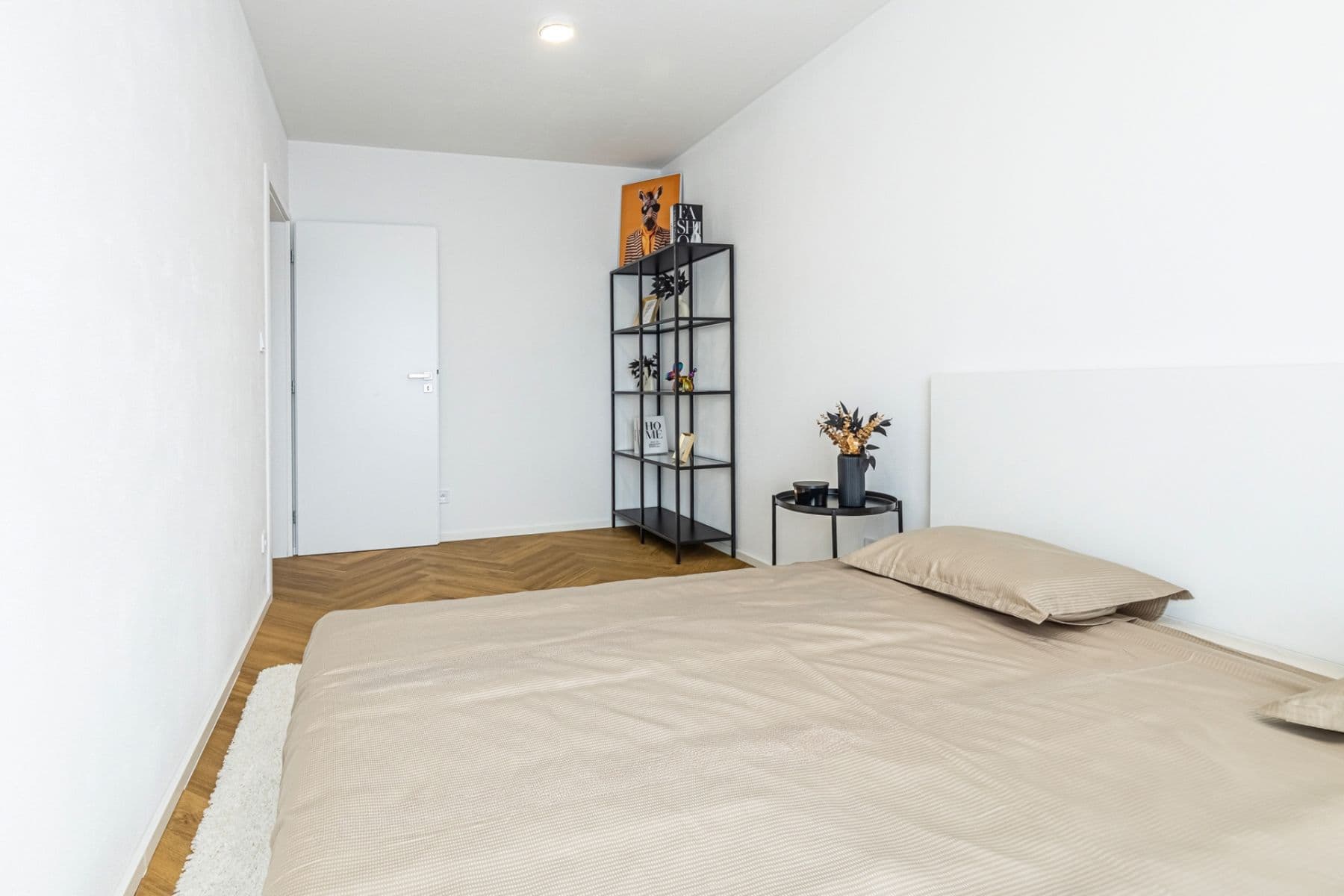 3 bedroom with open-plan kitchen flat for sale, 80 m², Hrusická, Prague, Prague 3 bedroom with open-plan kitchen flat for sale, 80 m², Hrusická, Prague, Prague