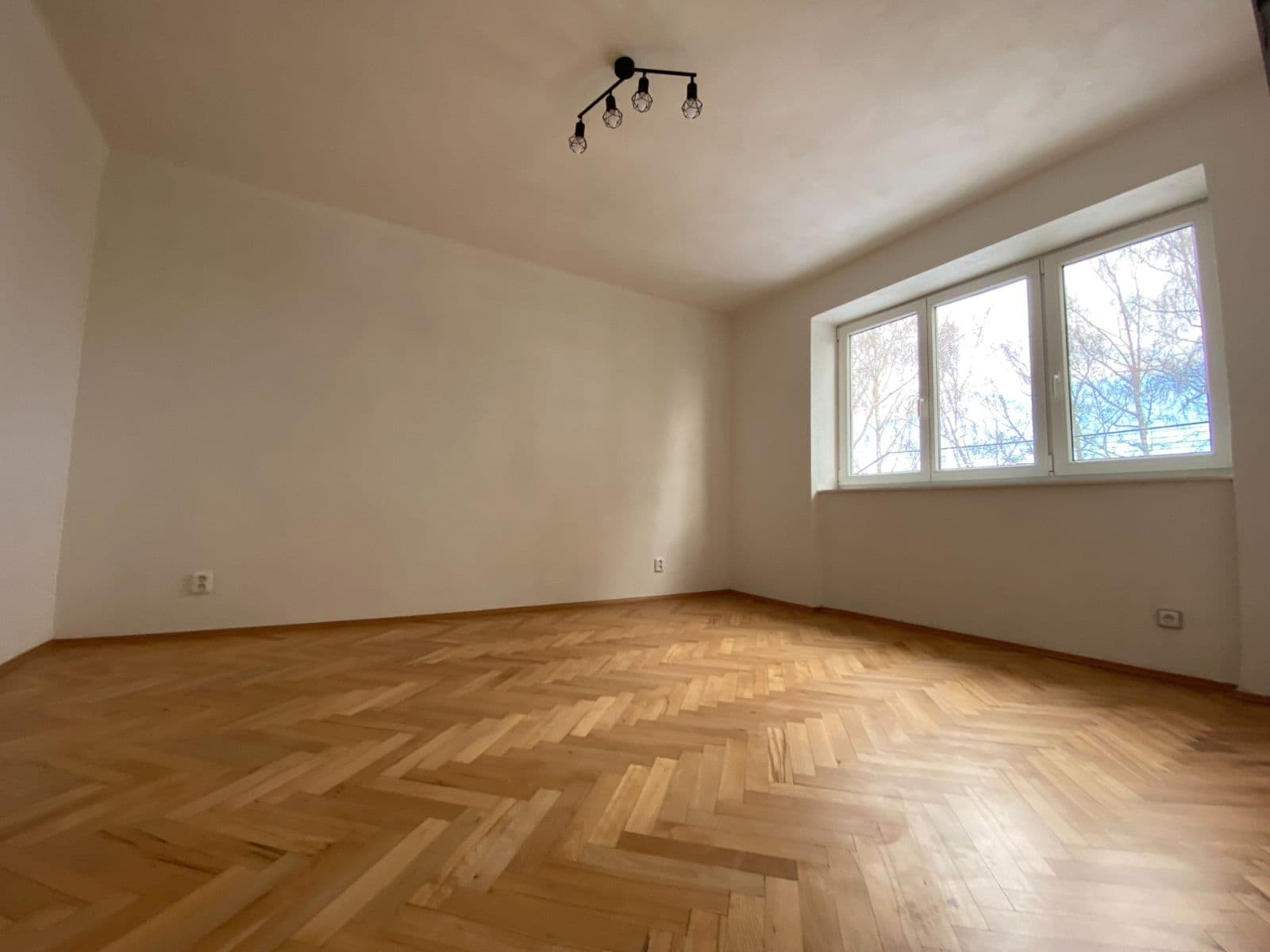 2 bedroom with open-plan kitchen flat to rent, 56 m², Kuzníkova, Kojetín, Olomoucký Region 2 bedroom with open-plan kitchen flat to rent, 56 m², Kuzníkova, Kojetín, Olomoucký Region