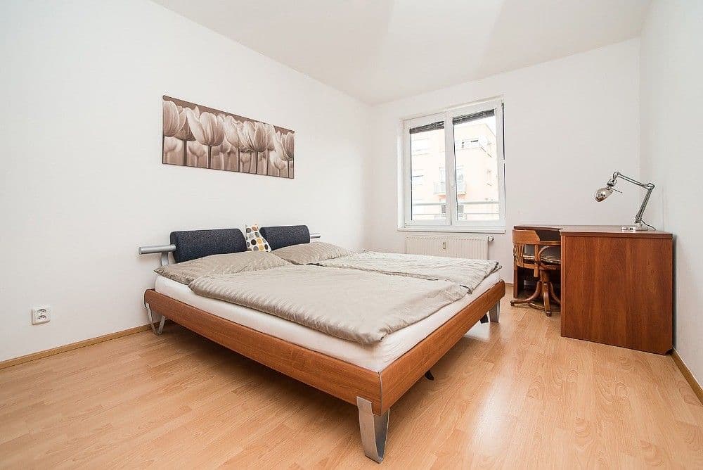 1 bedroom with open-plan kitchen flat to rent, 52 m², Mattioliho, Prague, Prague 1 bedroom with open-plan kitchen flat to rent, 52 m², Mattioliho, Prague, Prague