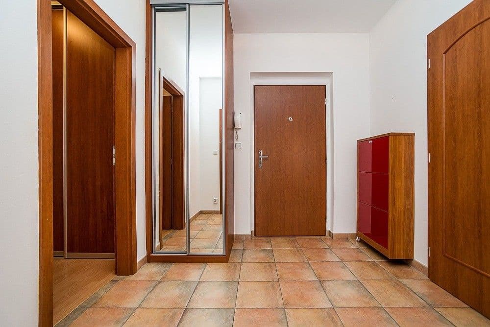 1 bedroom with open-plan kitchen flat to rent, 52 m², Mattioliho, Prague, Prague 1 bedroom with open-plan kitchen flat to rent, 52 m², Mattioliho, Prague, Prague
