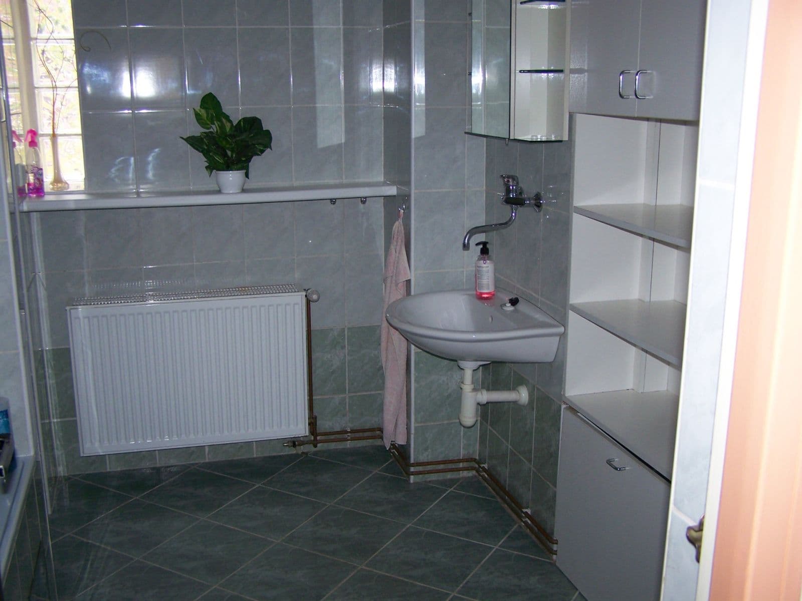 house to rent, 104 m², Krupská, Bělá pod Bezdězem, Středočeský Region house to rent, 104 m², Krupská, Bělá pod Bezdězem, Středočeský Region