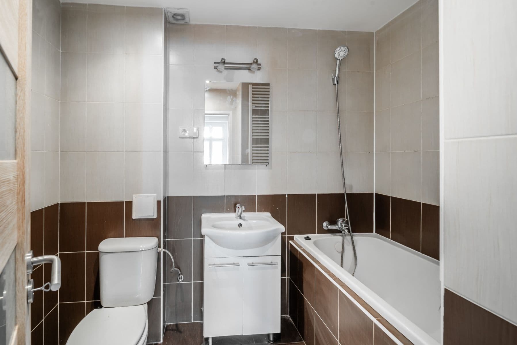 1 bedroom with open-plan kitchen flat for sale, 38 m², Holečkova, Prague, Prague 1 bedroom with open-plan kitchen flat for sale, 38 m², Holečkova, Prague, Prague