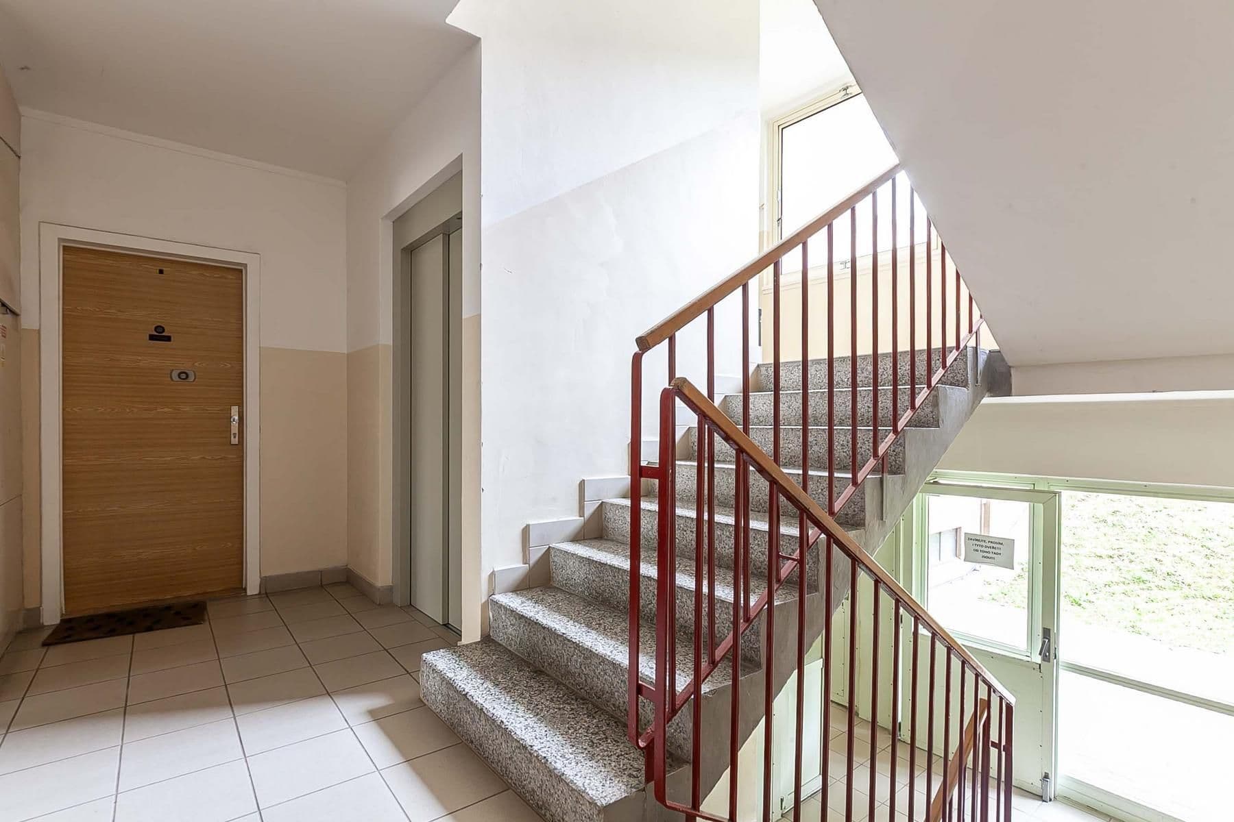 1 bedroom flat for sale, 45 m², Geologická, Prague, Prague 1 bedroom flat for sale, 45 m², Geologická, Prague, Prague