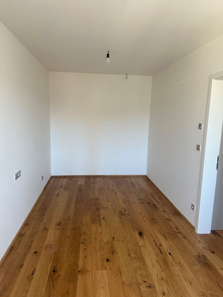 1 bedroom with open-plan kitchen flat to rent, 42 m², Strakonická, Prague, Prague 1 bedroom with open-plan kitchen flat to rent, 42 m², Strakonická, Prague, Prague