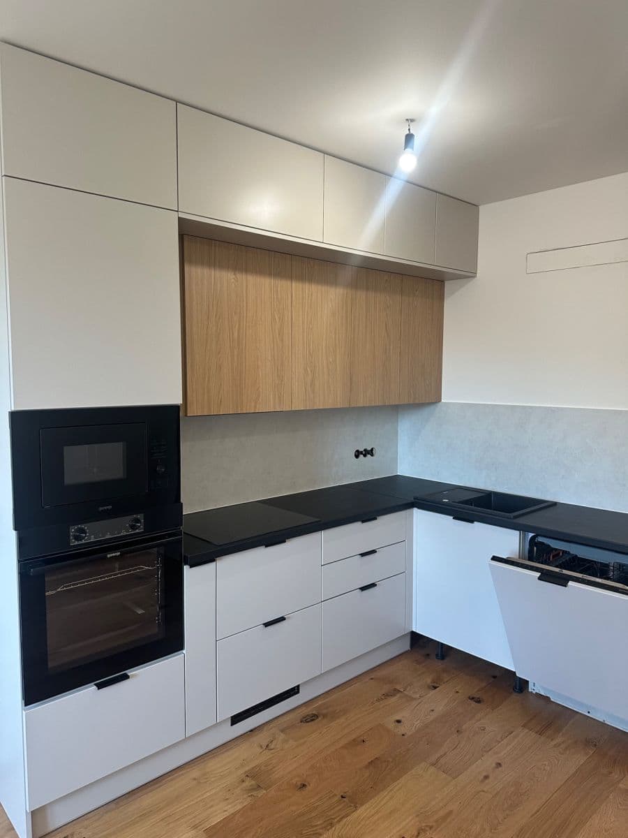 1 bedroom with open-plan kitchen flat to rent, 42 m², Strakonická, Prague, Prague 1 bedroom with open-plan kitchen flat to rent, 42 m², Strakonická, Prague, Prague