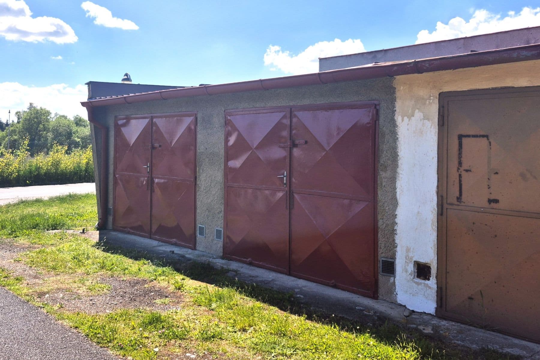 garage to rent, 20 m², Františkovy Lázně, Karlovarský Region garage to rent, 20 m², Františkovy Lázně, Karlovarský Region