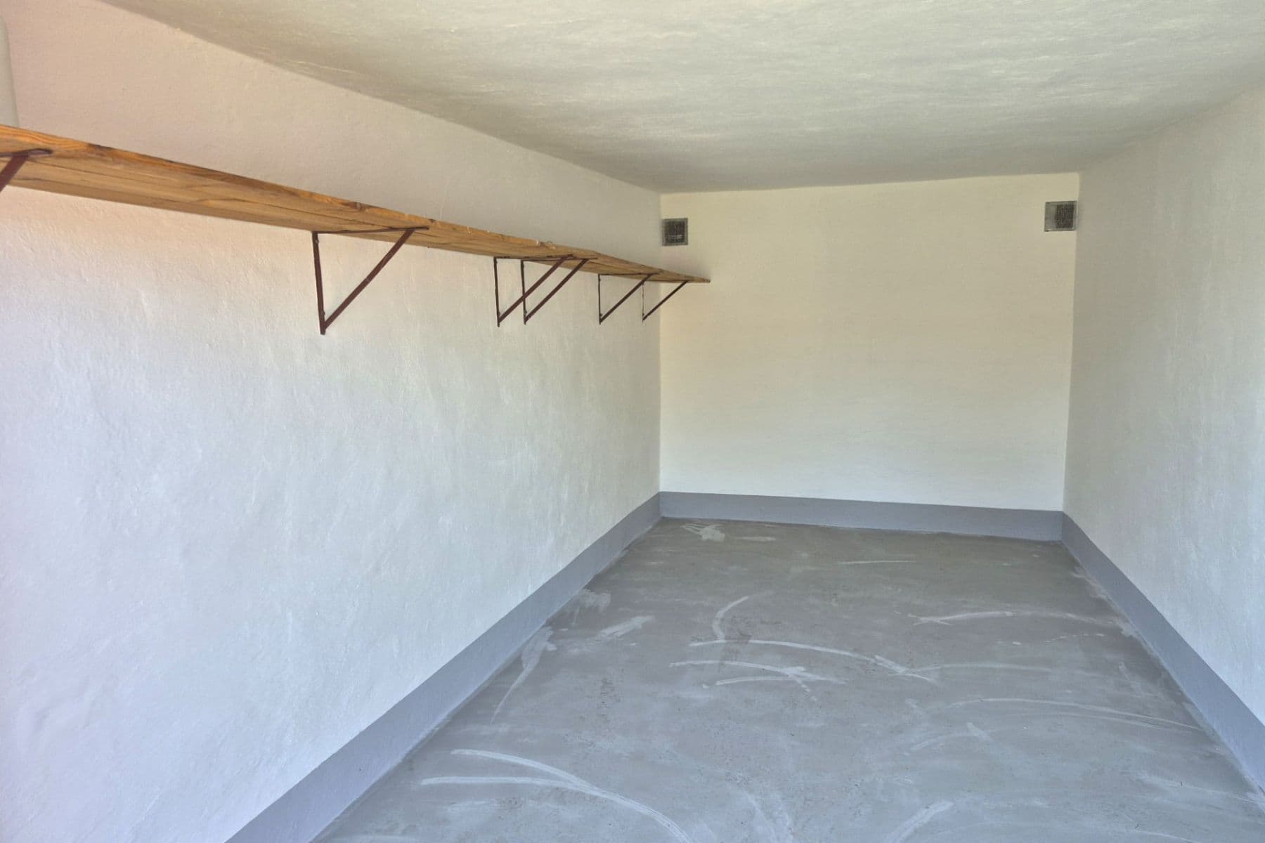 garage to rent, 20 m², Františkovy Lázně, Karlovarský Region garage to rent, 20 m², Františkovy Lázně, Karlovarský Region
