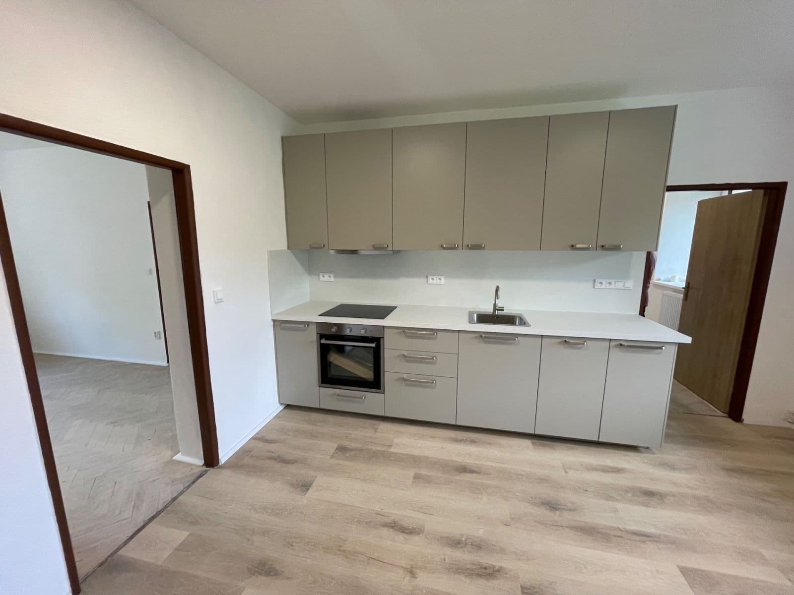 2 bedroom flat to rent, 65 m², Boženy Němcové, Budišov nad Budišovkou, Moravskoslezský Region 2 bedroom flat to rent, 65 m², Boženy Němcové, Budišov nad Budišovkou, Moravskoslezský Region