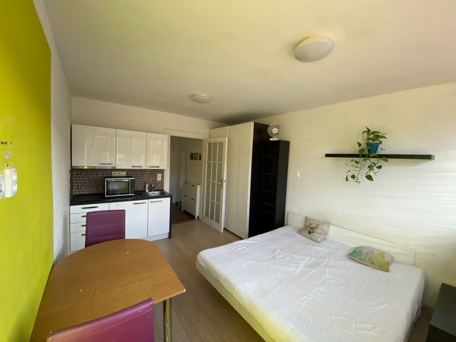 Studio flat to rent, 21 m², U Smaltovny, Prague, Prague Studio flat to rent, 21 m², U Smaltovny, Prague, Prague