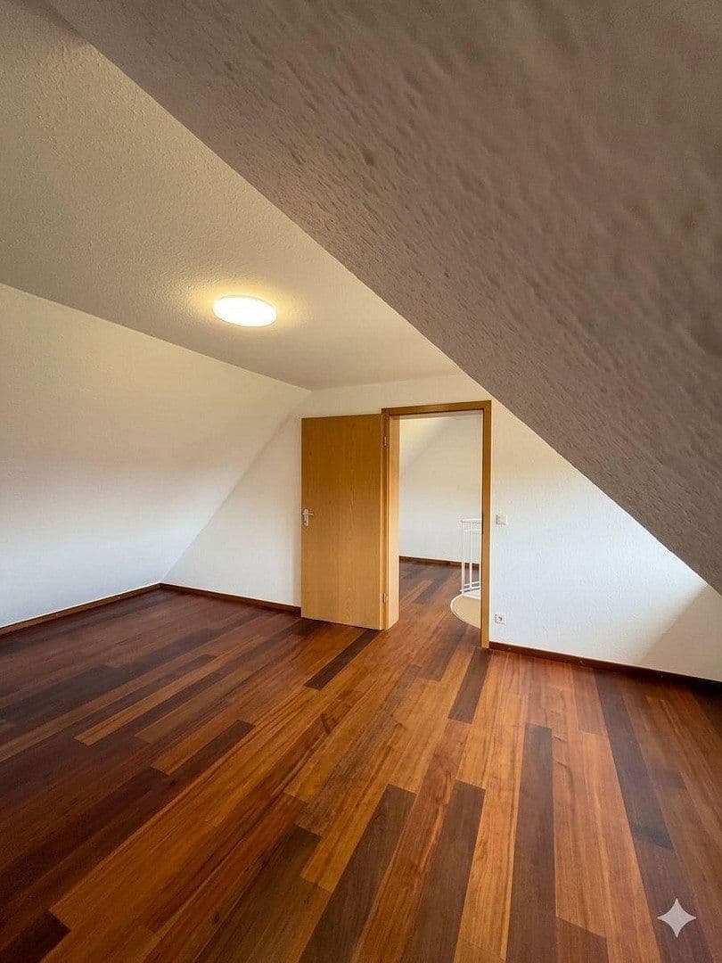2 bedroom with open-plan kitchen flat to rent, 78 m², Villingen-Schwenningen, Baden-Württemberg 2 bedroom with open-plan kitchen flat to rent, 78 m², Villingen-Schwenningen, Baden-Württemberg