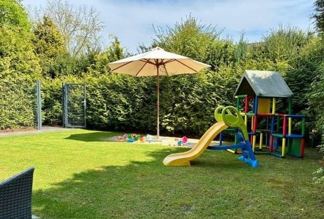 house for sale, 244 m², Krefeld, North Rhine-Westphalia house for sale, 244 m², Krefeld, North Rhine-Westphalia