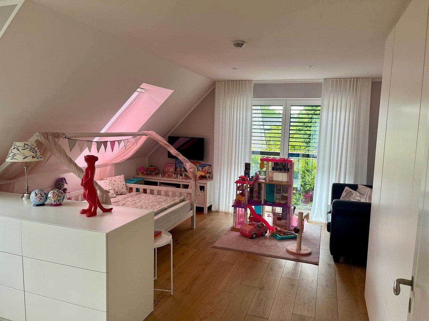 house for sale, 244 m², Krefeld, North Rhine-Westphalia house for sale, 244 m², Krefeld, North Rhine-Westphalia