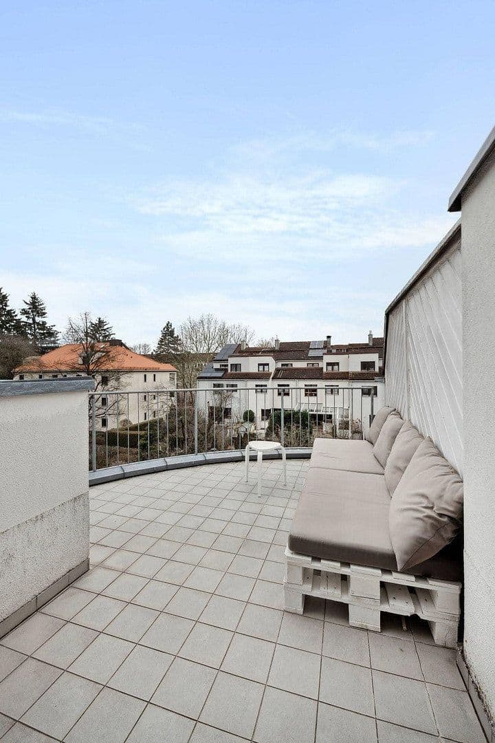 1 bedroom with open-plan kitchen flat to rent, 75 m², Axel-von-Ambesser-str. 9, München, Bavaria 1 bedroom with open-plan kitchen flat to rent, 75 m², Axel-von-Ambesser-str. 9, München, Bavaria