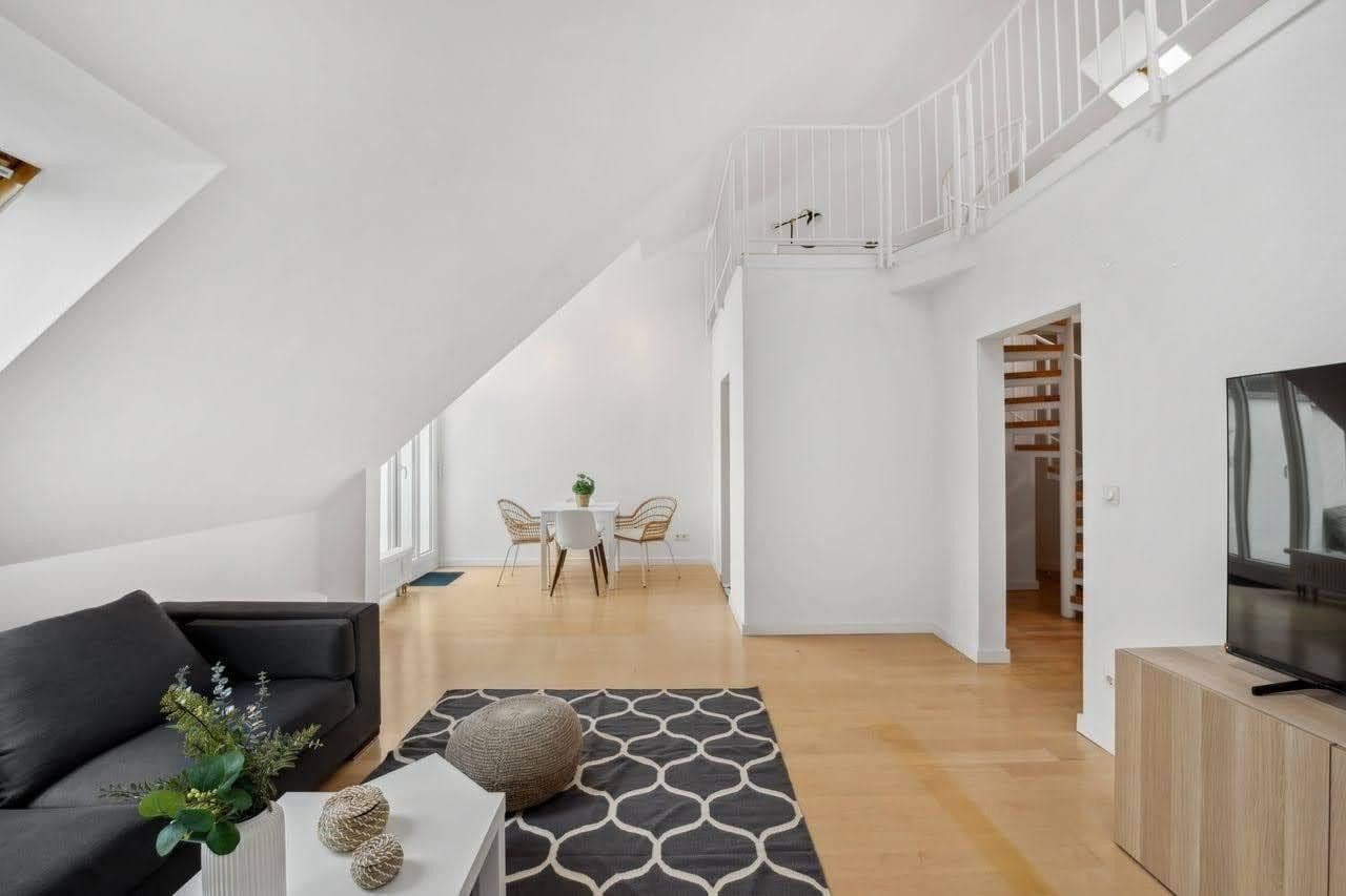 1 bedroom with open-plan kitchen flat to rent, 75 m², Axel-von-Ambesser-str. 9, München, Bavaria 1 bedroom with open-plan kitchen flat to rent, 75 m², Axel-von-Ambesser-str. 9, München, Bavaria