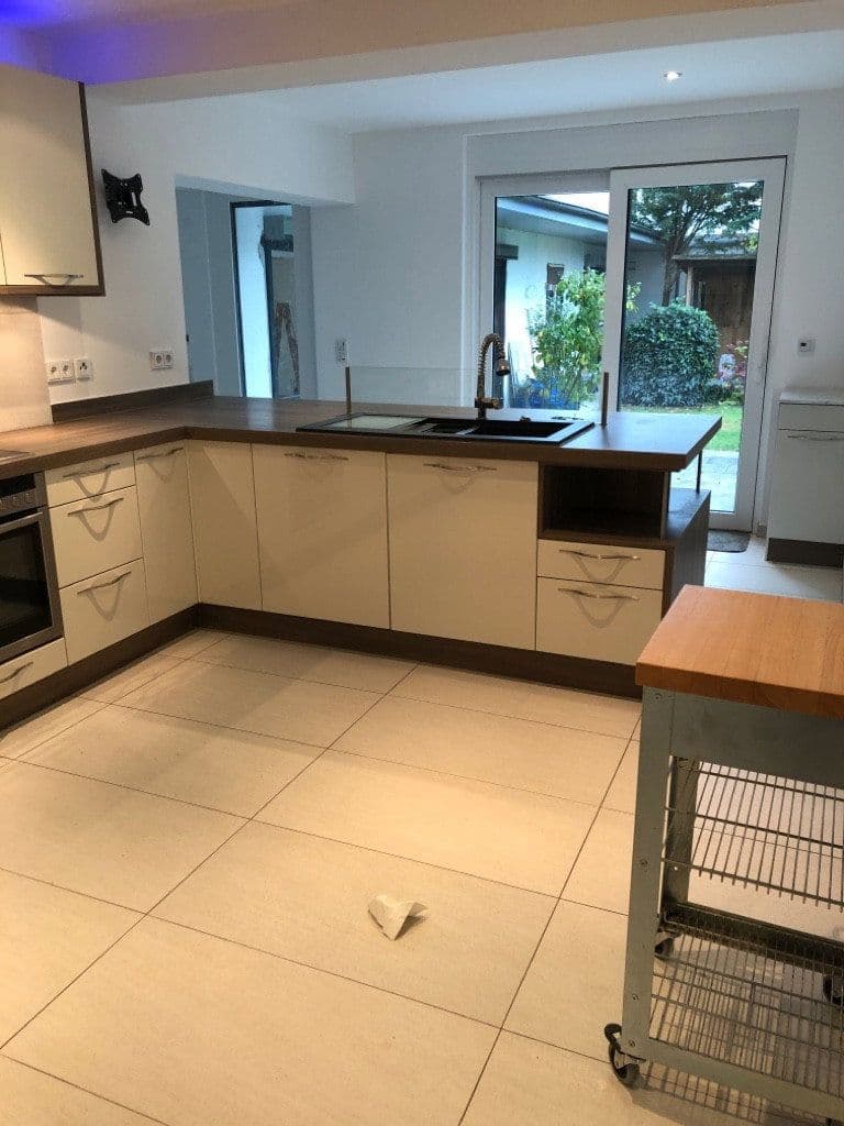 house to rent, 300 m², Dreieich, Hesse house to rent, 300 m², Dreieich, Hesse