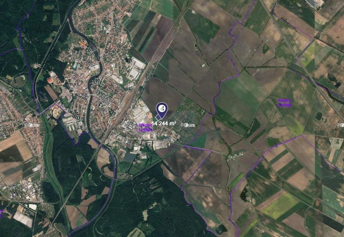 plot for sale, 14,244 m², Břeclav, Jihomoravský Region plot for sale, 14,244 m², Břeclav, Jihomoravský Region
