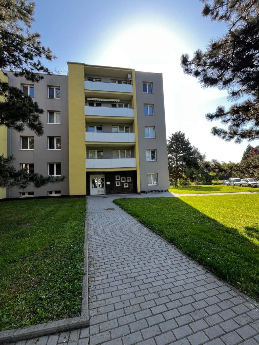 1 bedroom with open-plan kitchen flat to rent, 52 m², Kotěrova, Prostějov, Olomoucký Region 1 bedroom with open-plan kitchen flat to rent, 52 m², Kotěrova, Prostějov, Olomoucký Region