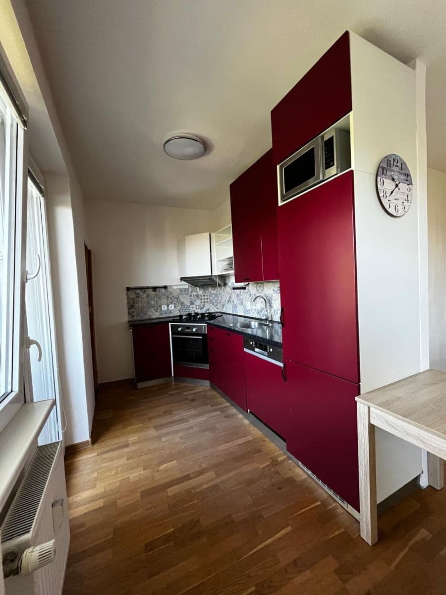 1 bedroom with open-plan kitchen flat to rent, 52 m², Kotěrova, Prostějov, Olomoucký Region 1 bedroom with open-plan kitchen flat to rent, 52 m², Kotěrova, Prostějov, Olomoucký Region