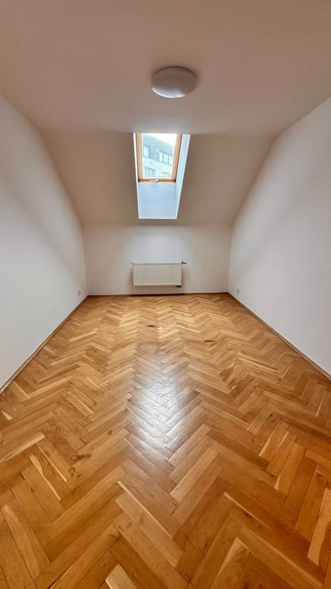 2 bedroom flat to rent, 76 m², Sabinova, Prague, Prague 2 bedroom flat to rent, 76 m², Sabinova, Prague, Prague