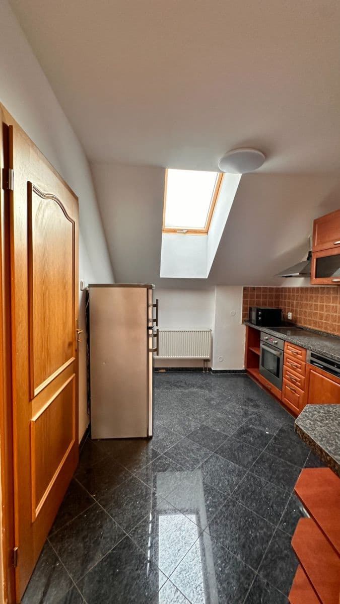 2 bedroom flat to rent, 76 m², Sabinova, Prague, Prague 2 bedroom flat to rent, 76 m², Sabinova, Prague, Prague
