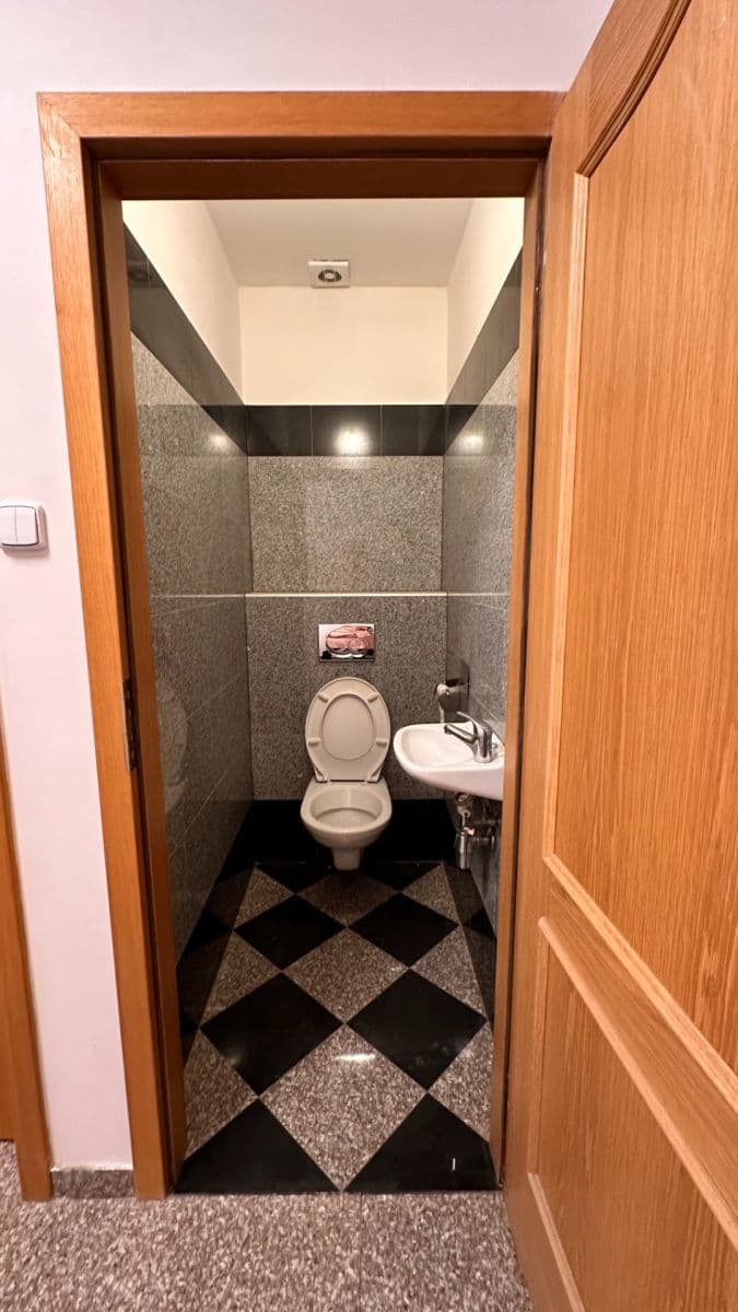 2 bedroom flat to rent, 76 m², Sabinova, Prague, Prague 2 bedroom flat to rent, 76 m², Sabinova, Prague, Prague