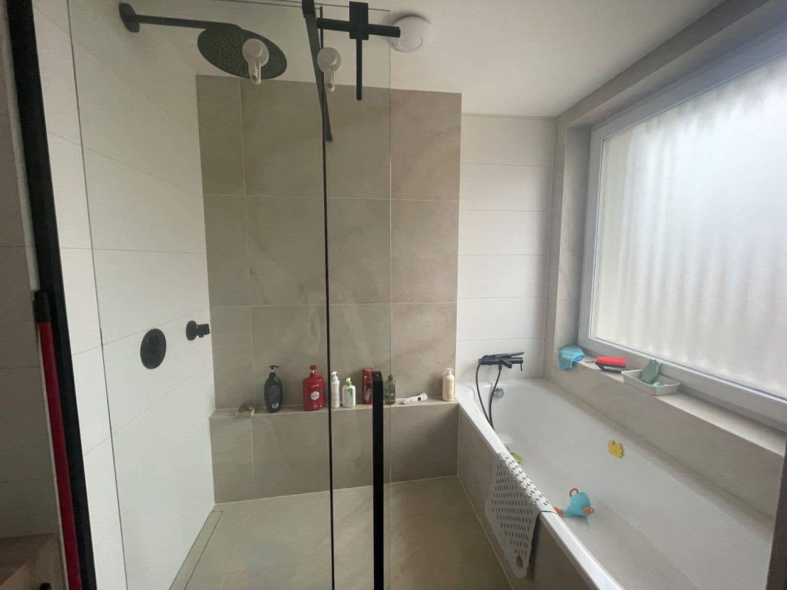2 bedroom with open-plan kitchen flat to rent, 96 m², Vodnická, Prague, Prague 2 bedroom with open-plan kitchen flat to rent, 96 m², Vodnická, Prague, Prague