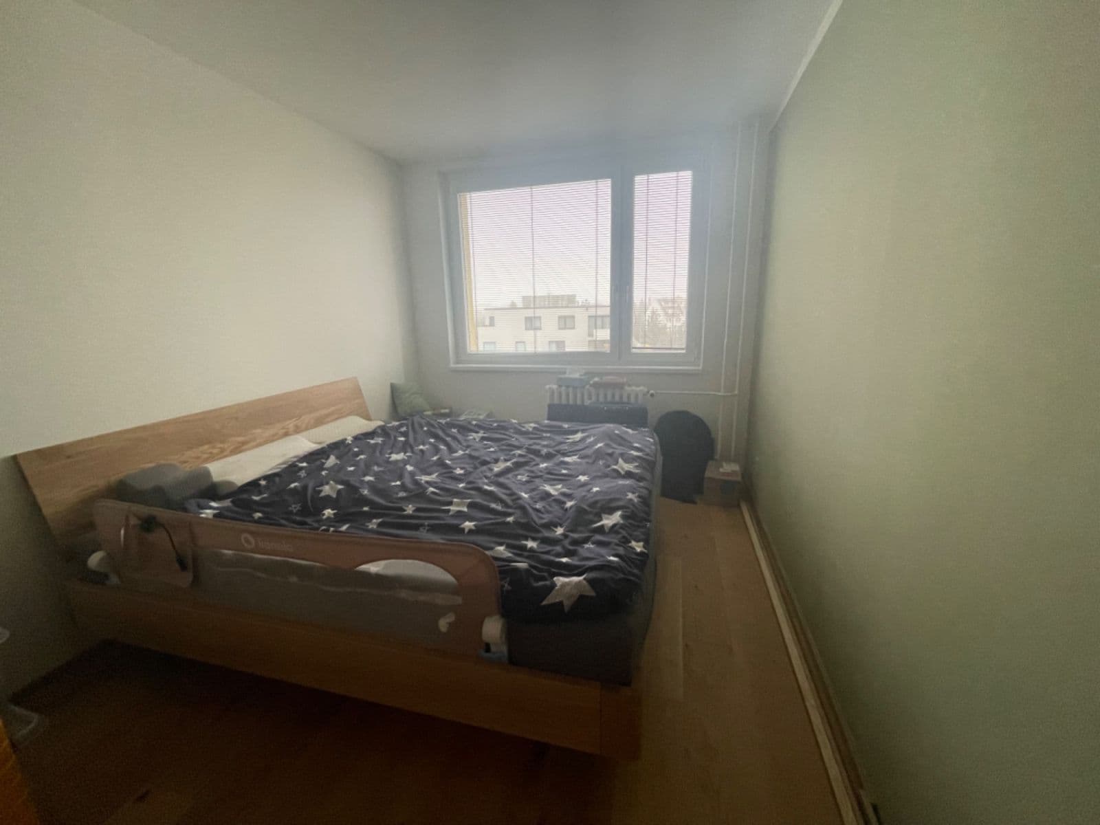 2 bedroom with open-plan kitchen flat to rent, 96 m², Vodnická, Prague, Prague 2 bedroom with open-plan kitchen flat to rent, 96 m², Vodnická, Prague, Prague