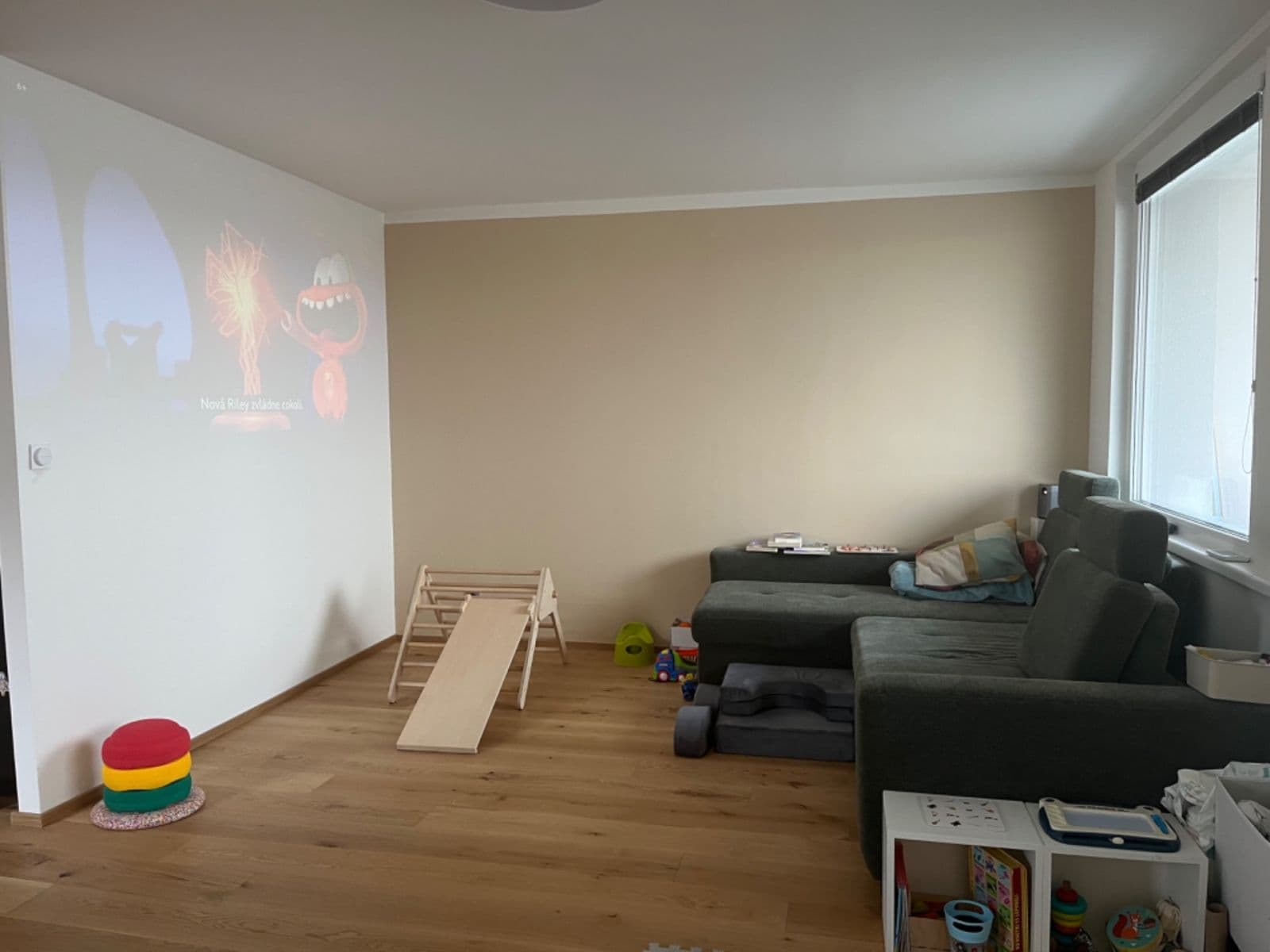 2 bedroom with open-plan kitchen flat to rent, 96 m², Vodnická, Prague, Prague 2 bedroom with open-plan kitchen flat to rent, 96 m², Vodnická, Prague, Prague
