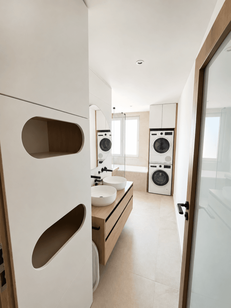 2 bedroom with open-plan kitchen flat to rent, 96 m², Vodnická, Prague, Prague 2 bedroom with open-plan kitchen flat to rent, 96 m², Vodnická, Prague, Prague