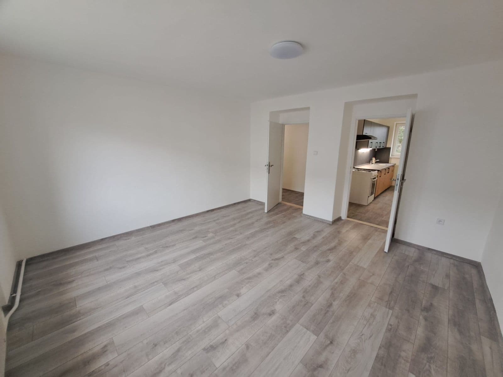 2 bedroom flat to rent, 62 m², Nádražní, Frenštát pod Radhoštěm, Moravskoslezský Region 2 bedroom flat to rent, 62 m², Nádražní, Frenštát pod Radhoštěm, Moravskoslezský Region