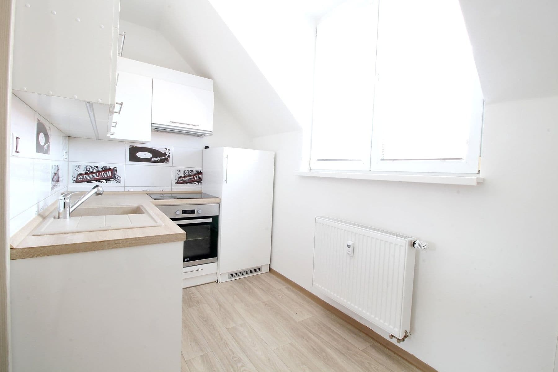 2 bedroom with open-plan kitchen flat to rent, 68 m², třída Osvobození, Příbram, Středočeský Region 2 bedroom with open-plan kitchen flat to rent, 68 m², třída Osvobození, Příbram, Středočeský Region