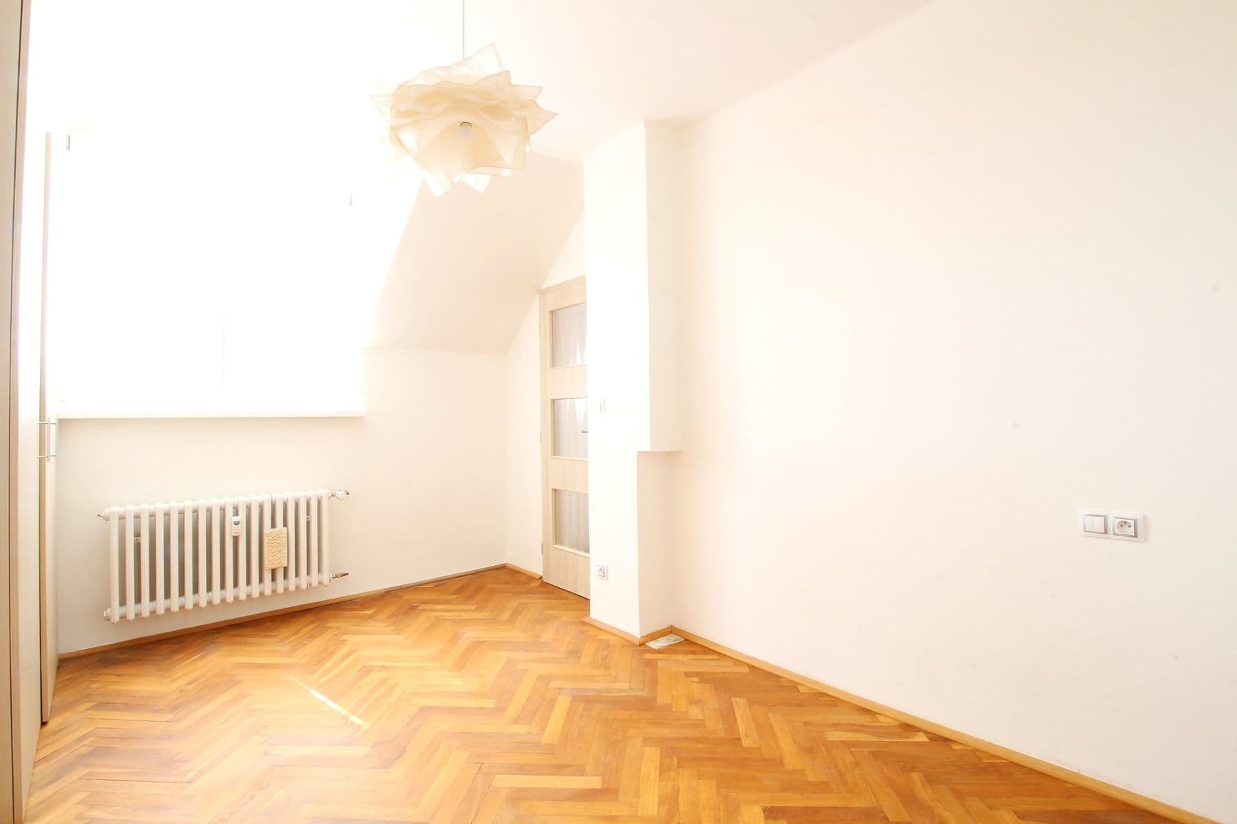 2 bedroom with open-plan kitchen flat to rent, 68 m², třída Osvobození, Příbram, Středočeský Region 2 bedroom with open-plan kitchen flat to rent, 68 m², třída Osvobození, Příbram, Středočeský Region