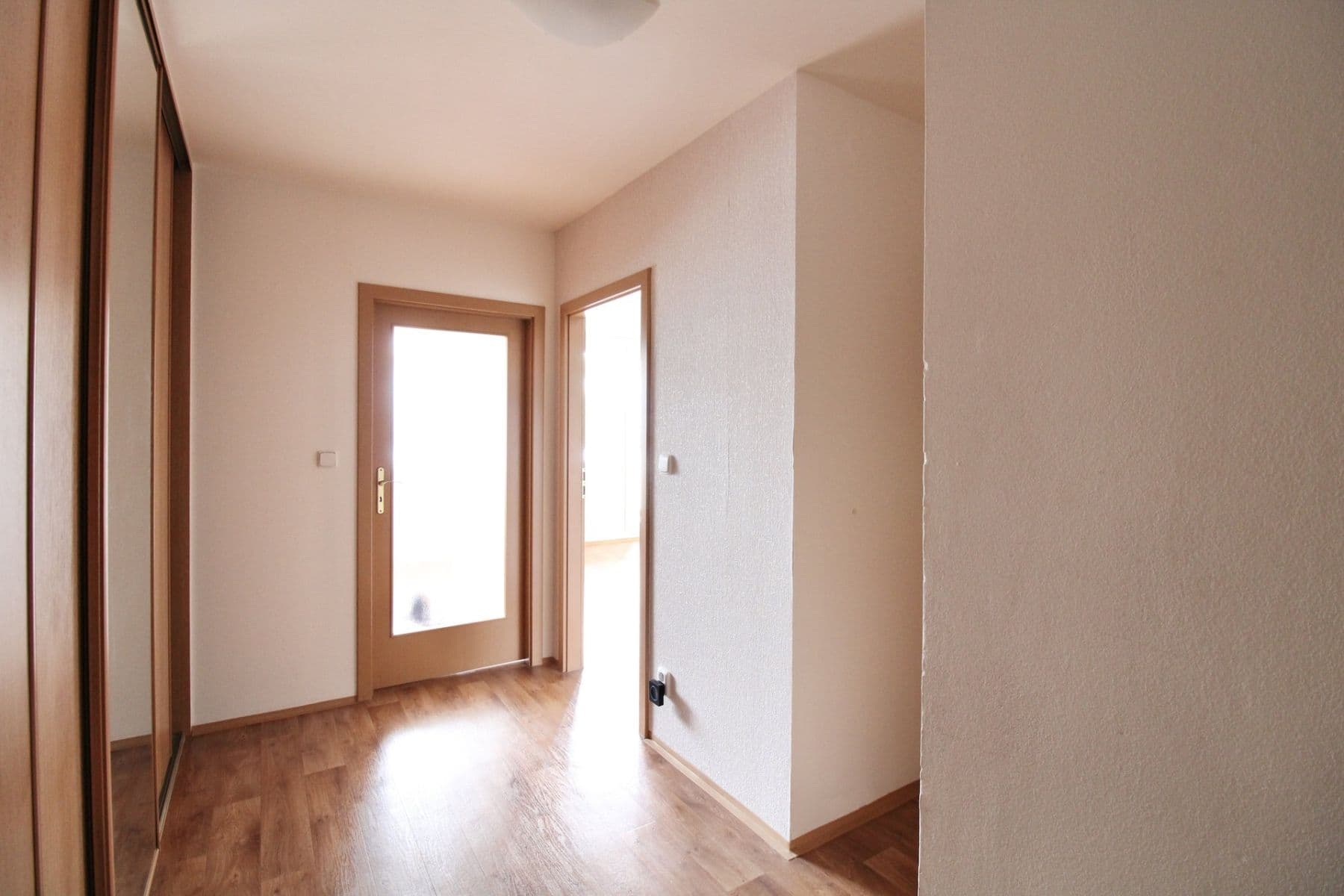 1 bedroom with open-plan kitchen flat to rent, 44 m², Pod Vrchem, Mělník, Středočeský Region 1 bedroom with open-plan kitchen flat to rent, 44 m², Pod Vrchem, Mělník, Středočeský Region