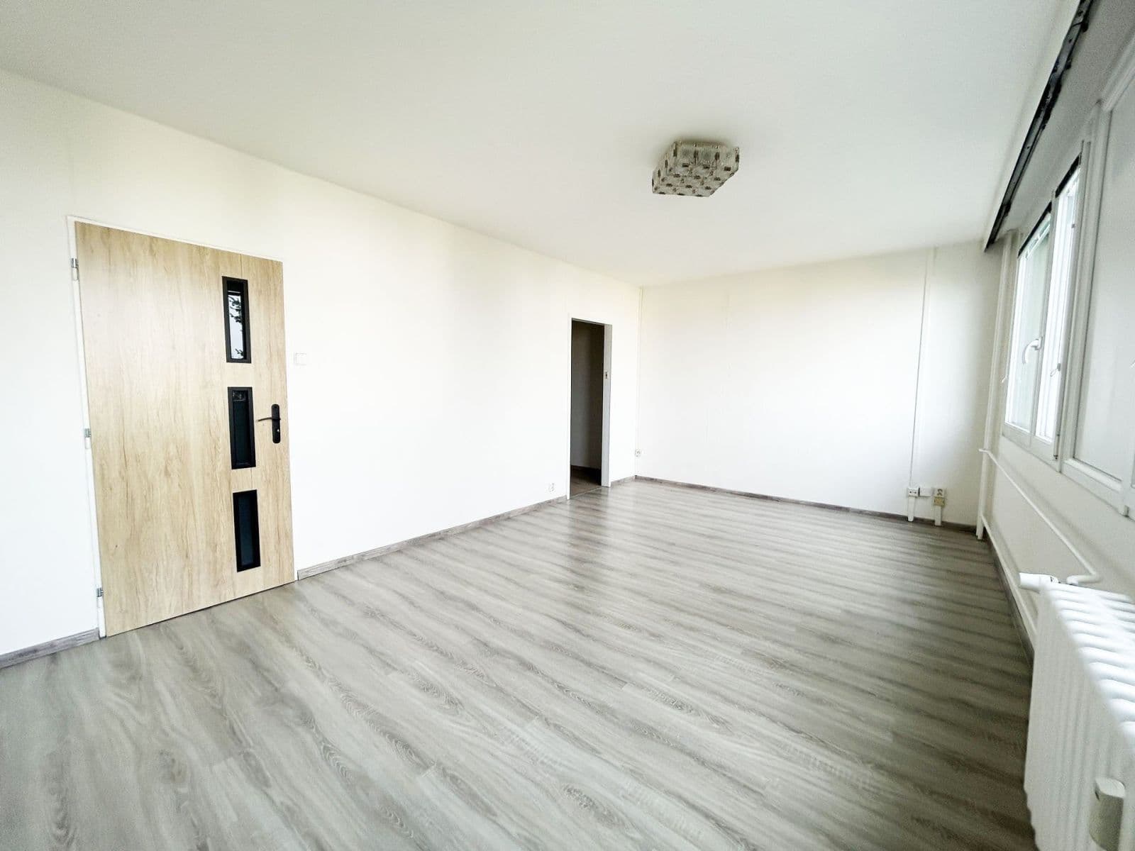 Studio flat to rent, 34 m², Křivenická, Prague, Prague Studio flat to rent, 34 m², Křivenická, Prague, Prague