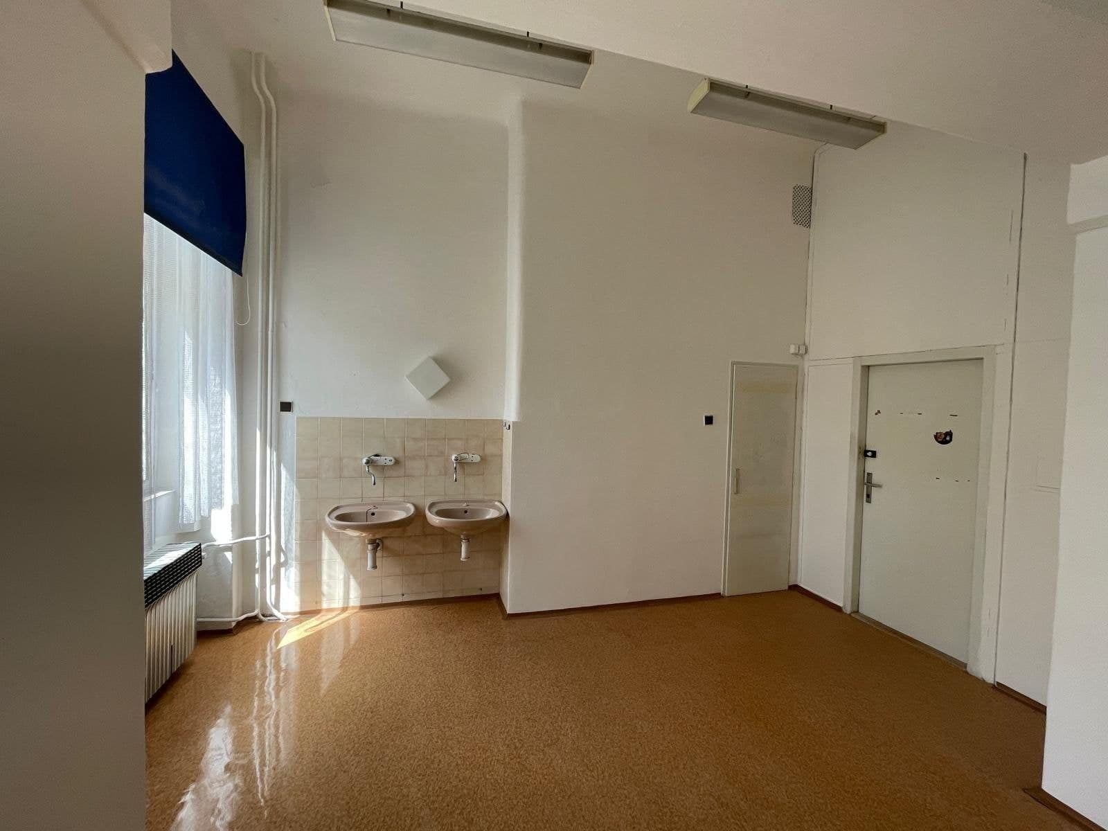 non-residential property to rent, 18 m², Sokolská, Prague, Prague non-residential property to rent, 18 m², Sokolská, Prague, Prague