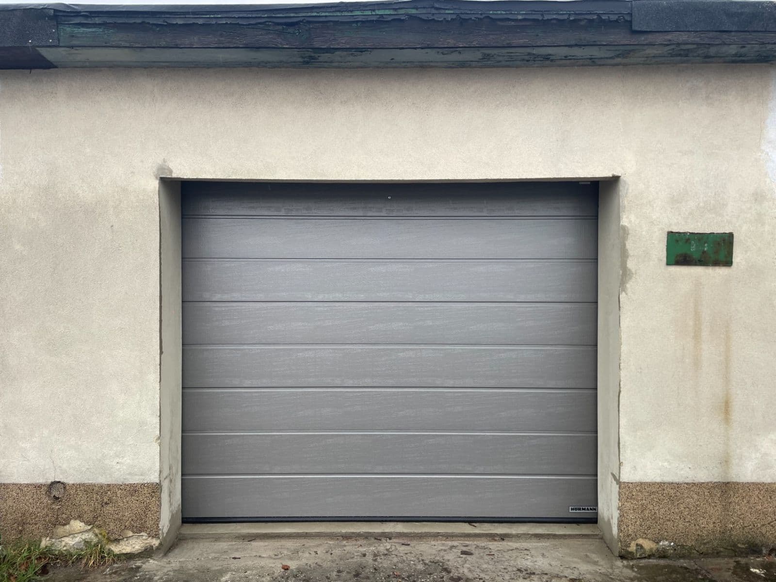 garage to rent, 19 m², Ostrava, Moravskoslezský Region garage to rent, 19 m², Ostrava, Moravskoslezský Region