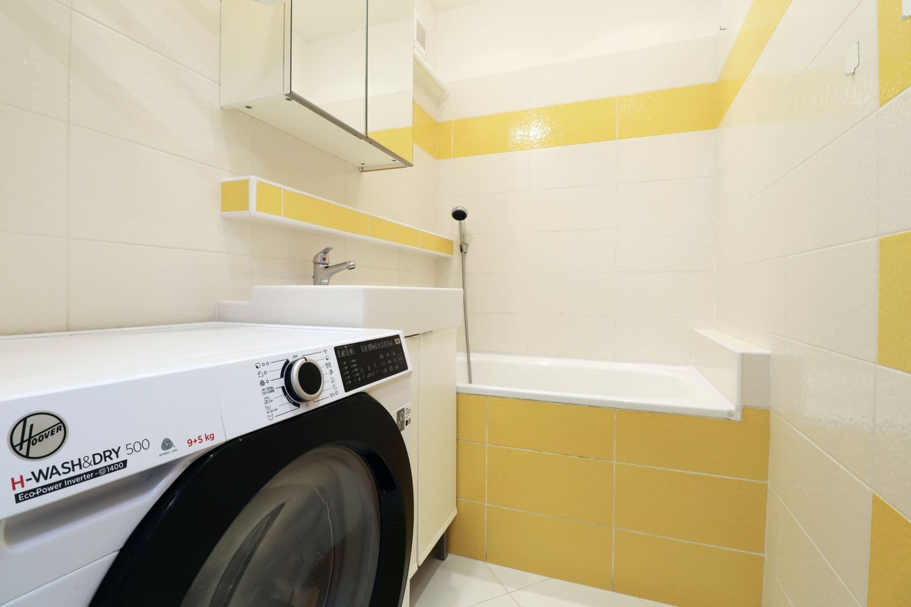 1 bedroom with open-plan kitchen flat to rent, 43 m², Štichova, Prague, Prague 1 bedroom with open-plan kitchen flat to rent, 43 m², Štichova, Prague, Prague