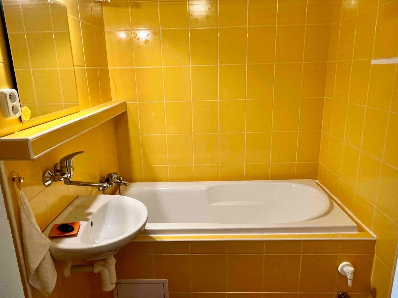 2 bedroom flat for sale, 51 m², Tupolevova, Prague, Prague 2 bedroom flat for sale, 51 m², Tupolevova, Prague, Prague