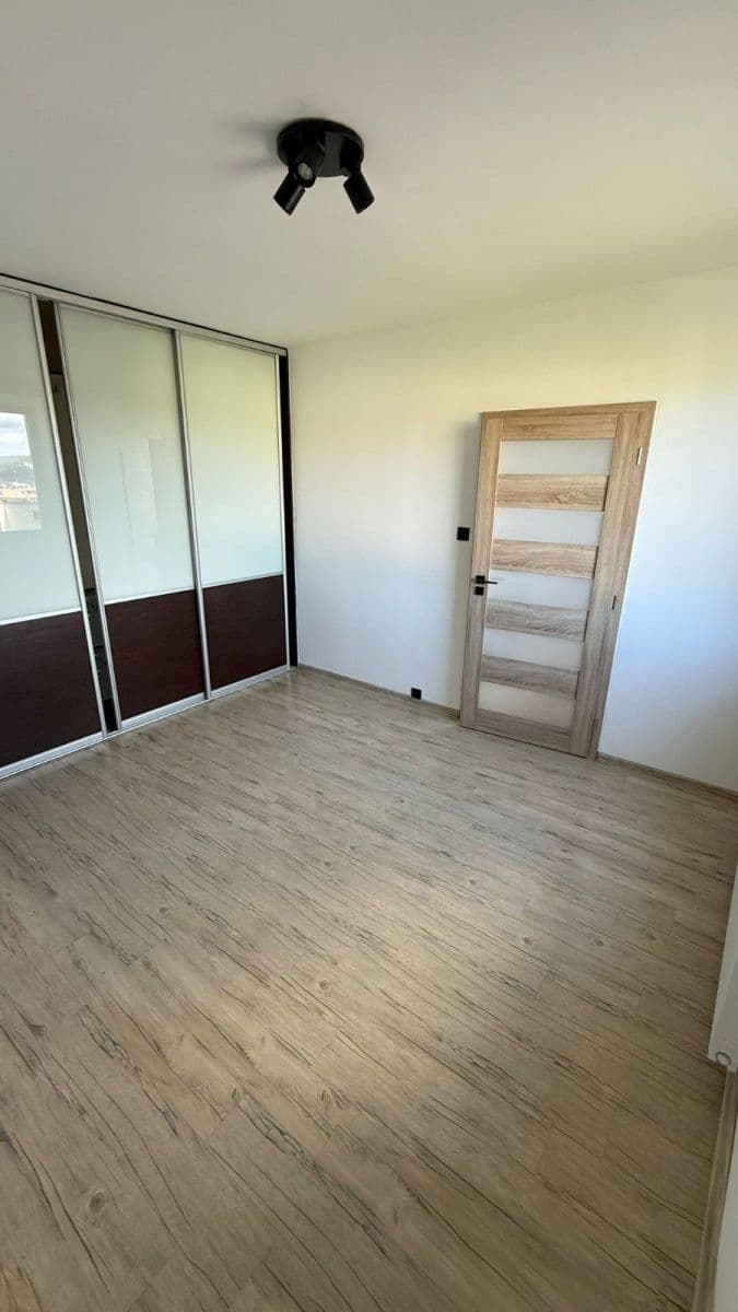 2 bedroom with open-plan kitchen flat for sale, 74 m², Na Sklípku, Ústí nad Labem, Ústecký Region 2 bedroom with open-plan kitchen flat for sale, 74 m², Na Sklípku, Ústí nad Labem, Ústecký Region