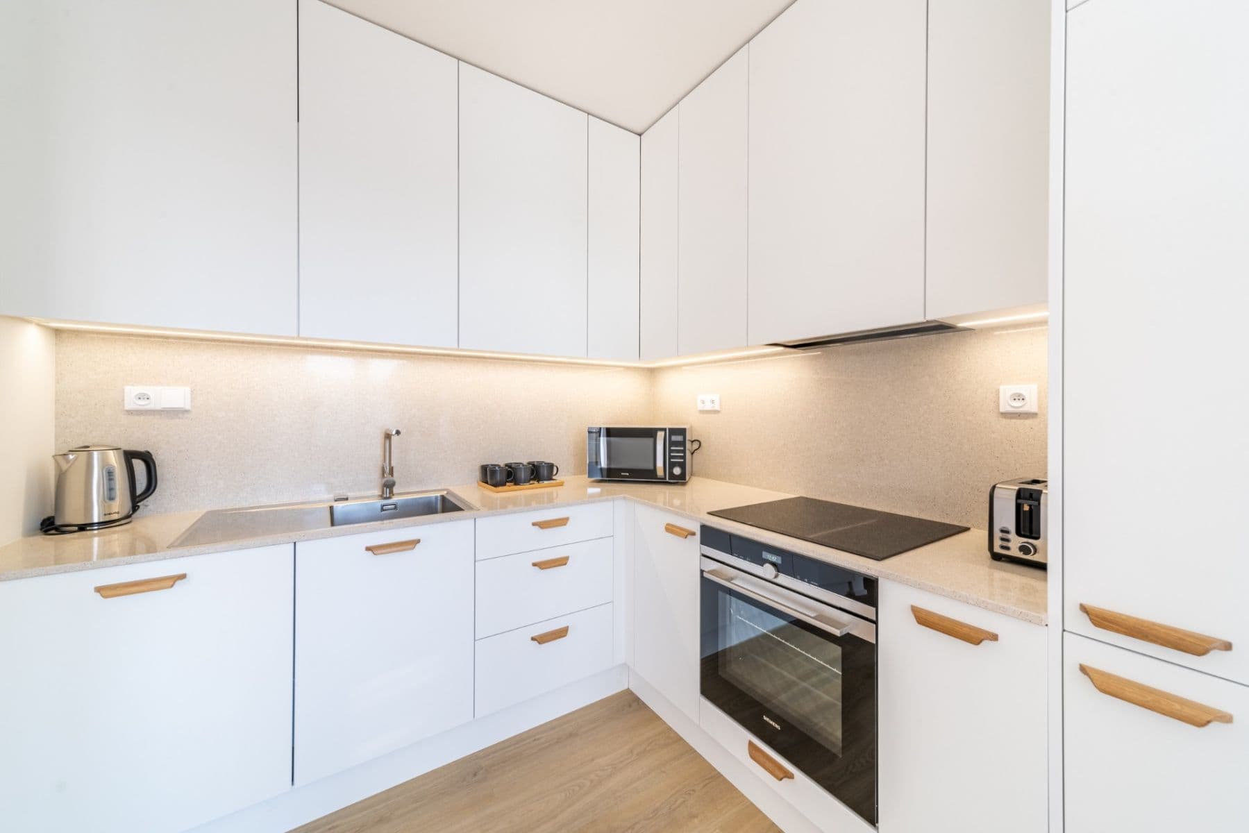 3 bedroom flat to rent, 65 m², U Pergamenky, Prague, Prague 3 bedroom flat to rent, 65 m², U Pergamenky, Prague, Prague