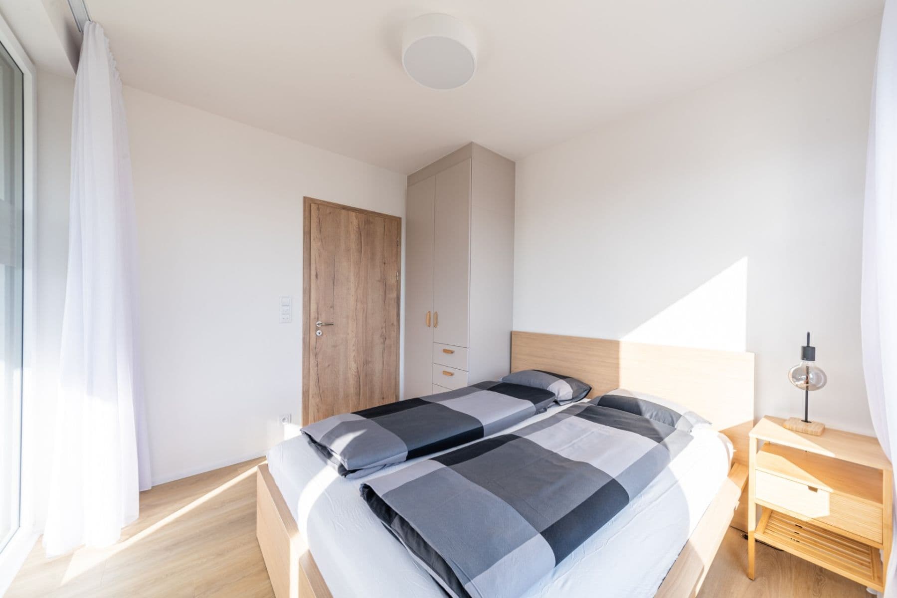 3 bedroom flat to rent, 65 m², U Pergamenky, Prague, Prague 3 bedroom flat to rent, 65 m², U Pergamenky, Prague, Prague