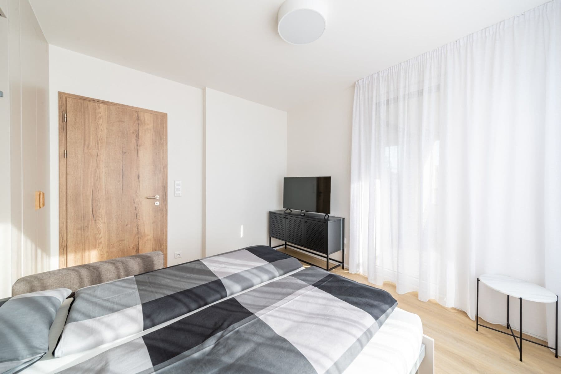 3 bedroom flat to rent, 65 m², U Pergamenky, Prague, Prague 3 bedroom flat to rent, 65 m², U Pergamenky, Prague, Prague