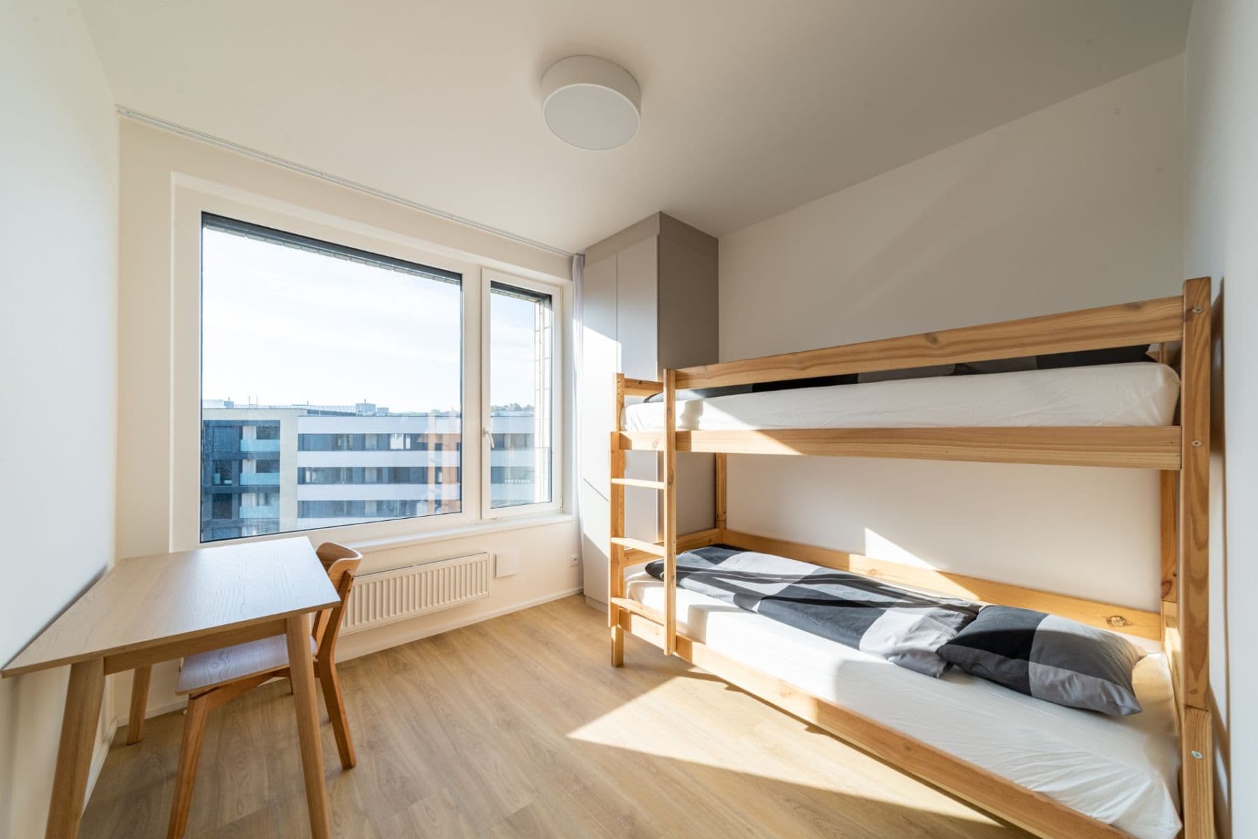 3 bedroom flat to rent, 65 m², U Pergamenky, Prague, Prague 3 bedroom flat to rent, 65 m², U Pergamenky, Prague, Prague
