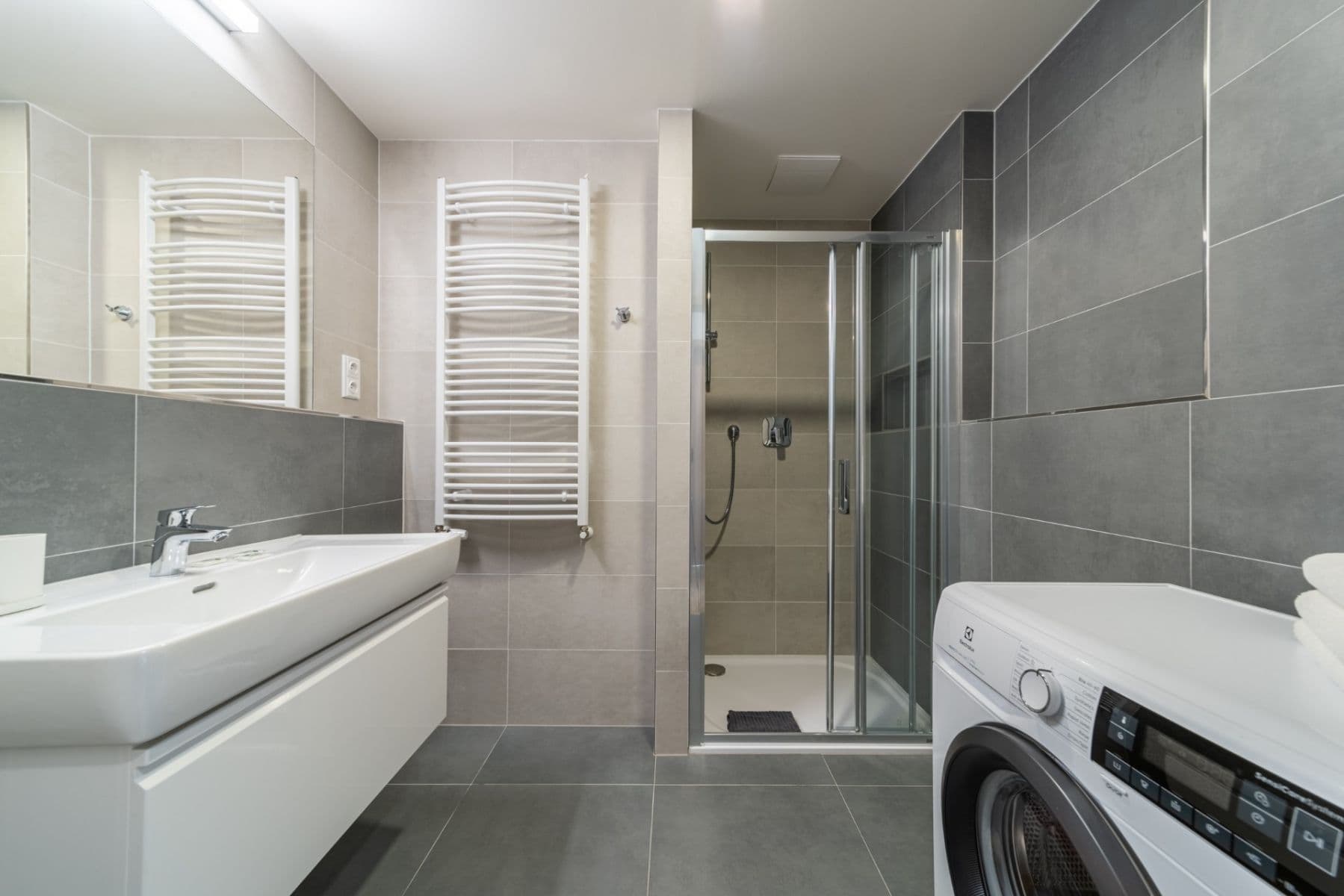 3 bedroom flat to rent, 65 m², U Pergamenky, Prague, Prague 3 bedroom flat to rent, 65 m², U Pergamenky, Prague, Prague