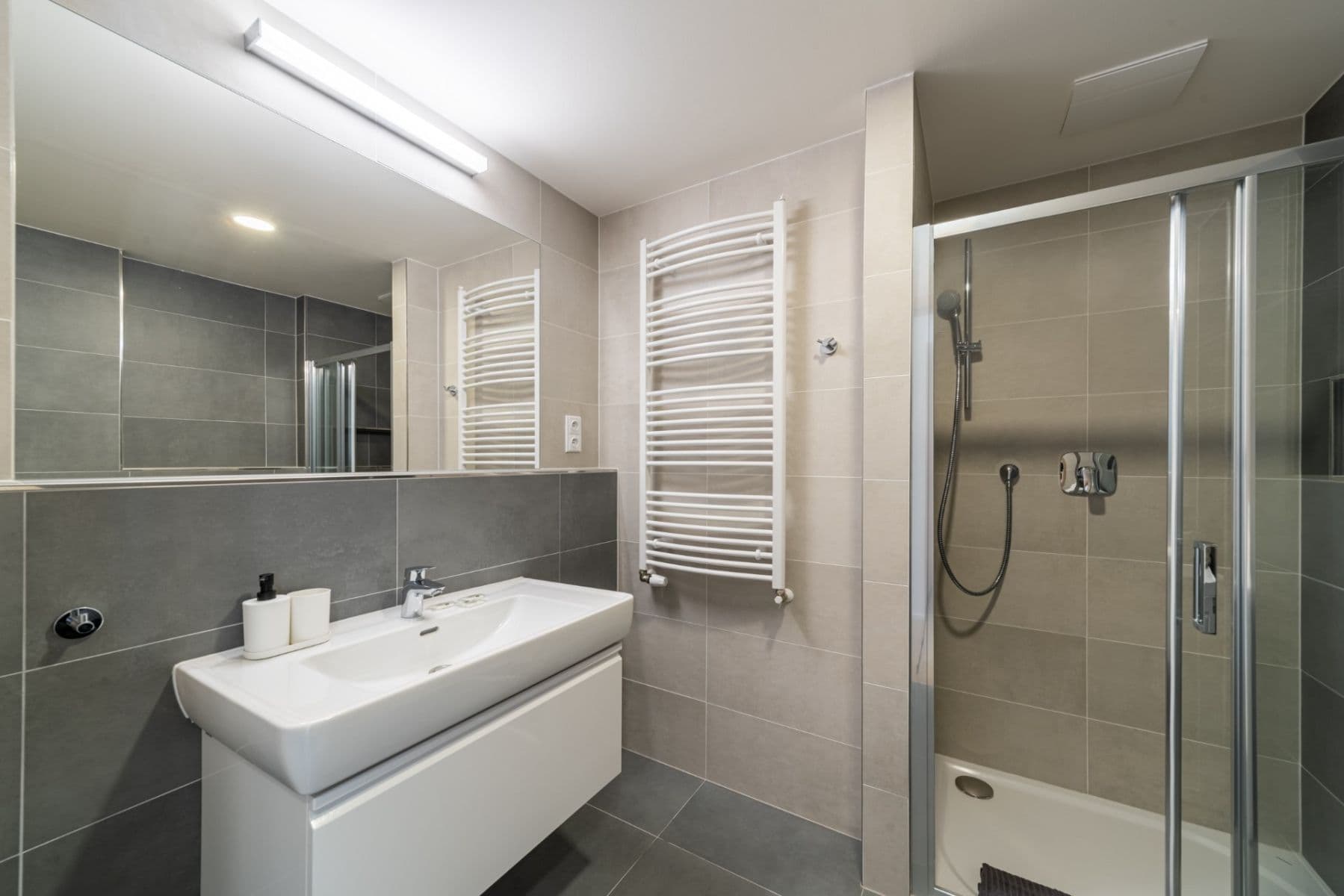 3 bedroom flat to rent, 65 m², U Pergamenky, Prague, Prague 3 bedroom flat to rent, 65 m², U Pergamenky, Prague, Prague